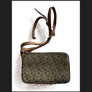 LADIES 'DKNY' BROWN SMALL MEDIUM CROSSBODY PURSE Veronica GOLD CHAIN NEW